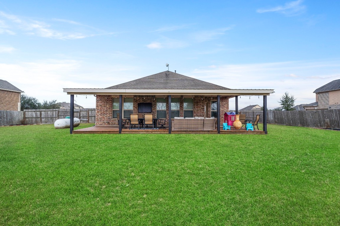 4926 Magnolia Bend Drive Rosharon, TX 77583 - Photo 23 of 27 a view of outdoor space yard and patio