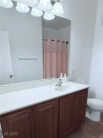 $215,000 | 4437 Dover Straight Street, Unit 302, Las Vegas, NV 89115