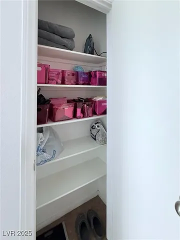 $215,000 | 4437 Dover Straight Street, Unit 302, Las Vegas, NV 89115