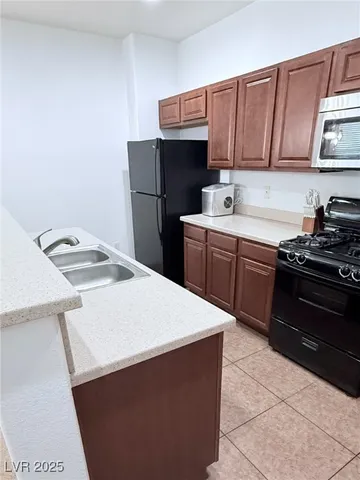 $215,000 | 4437 Dover Straight Street, Unit 302, Las Vegas, NV 89115