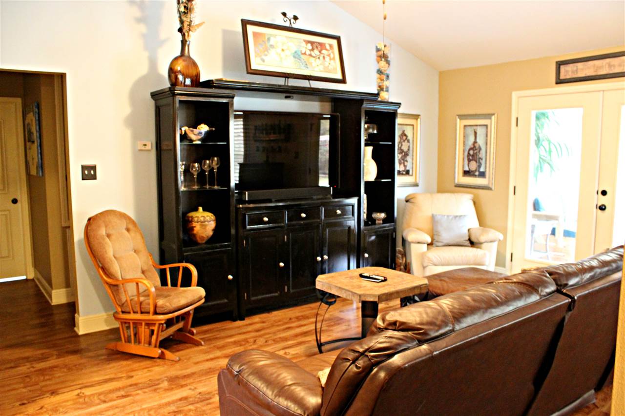 1616 Thames Drive Foley, AL 36535 - Photo 3 of 18 Living Room