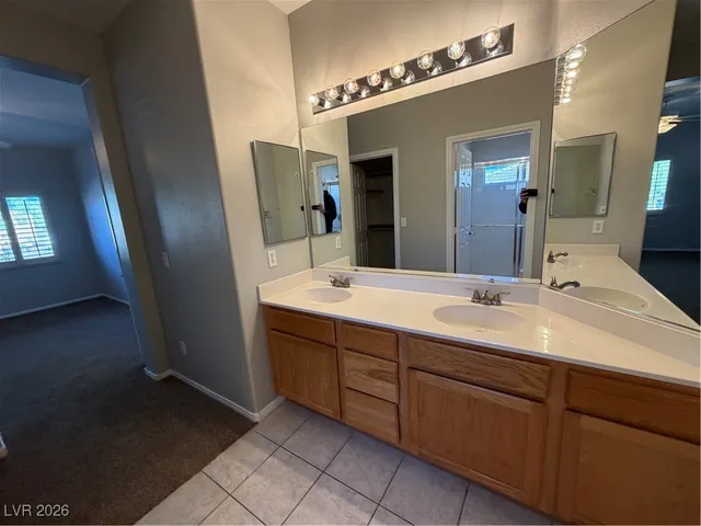 $2,100 | 10608 Tinta Lane, Las Vegas, NV 89144