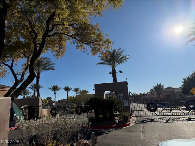 $2,100 | 10608 Tinta Lane, Las Vegas, NV 89144