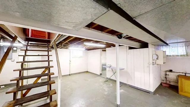 $155,000 | 509 West Williams Street, Kankakee, IL 60901