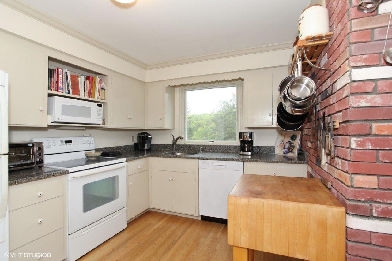191 Lewis Pond Road Cotuit, MA 02635 - Photo 3 of 15 Additional Photo