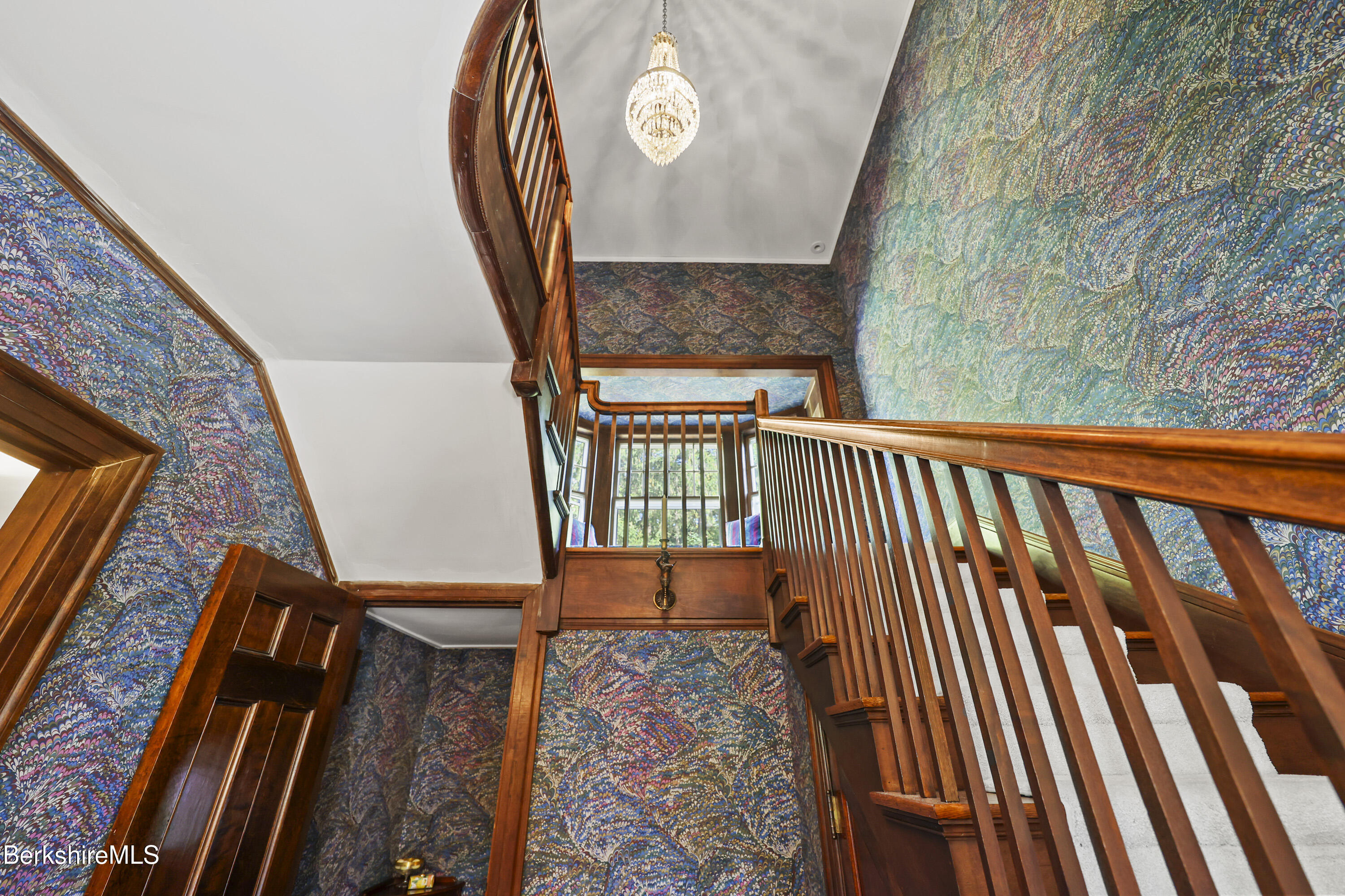 5 Crofut Street Pittsfield, MA 01201 - Photo 23 of 61 Two Story Sweeping Staircase