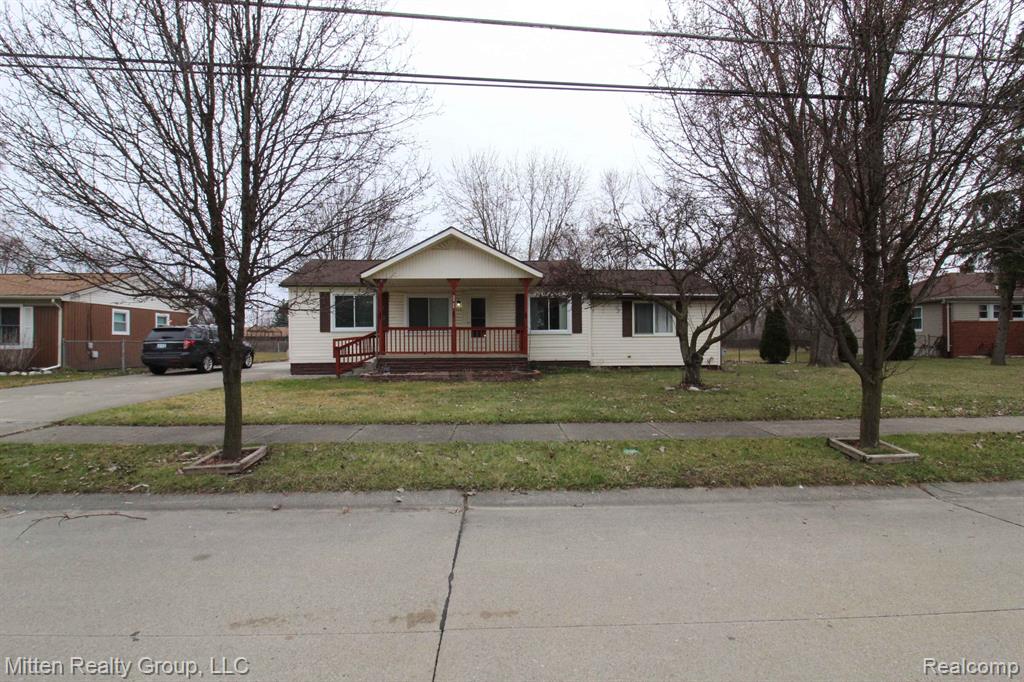2323 Lindell Road Sterling Heights, MI 48310 - Photo 2 of 25