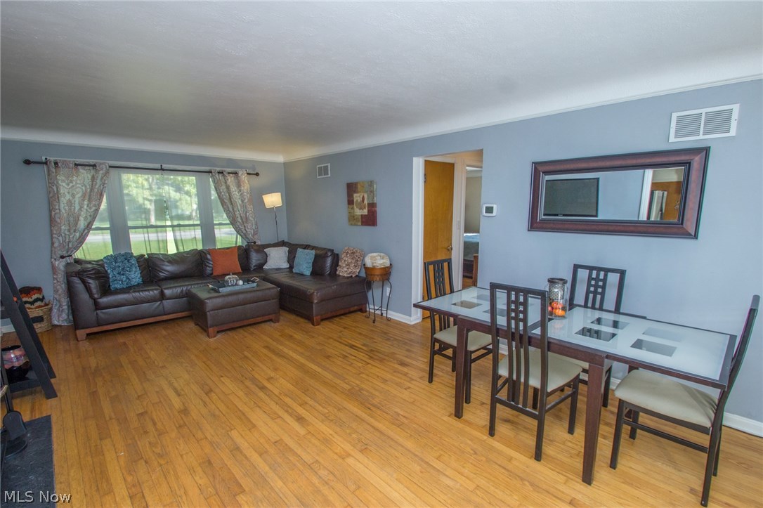 20899 Eaton Road Cleveland, OH 44126 - Photo 12 of 34