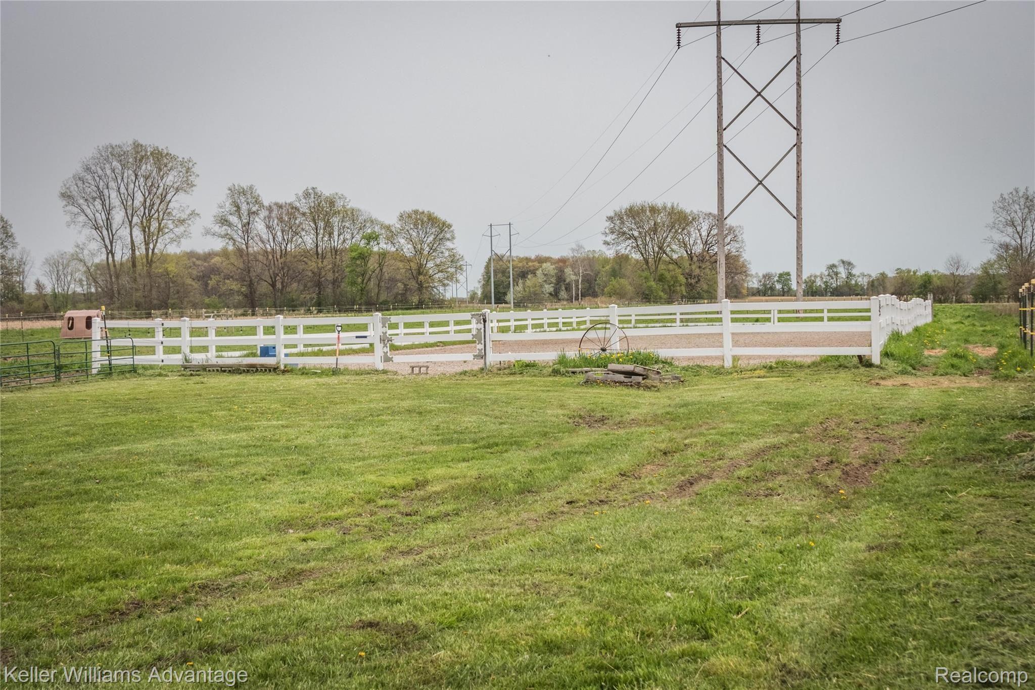 1254 Baldwin Road Monroe, MI 48162 - Photo 34 of 59 Baldwin_1254_xterior_2.jpg