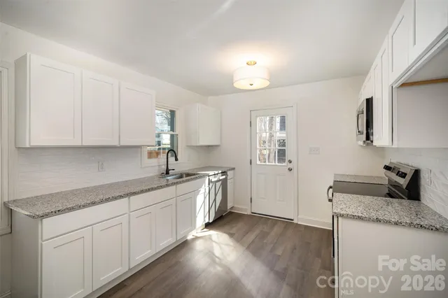 $259,900 | 523 Hickory Nut Lane, China Grove, NC 28023