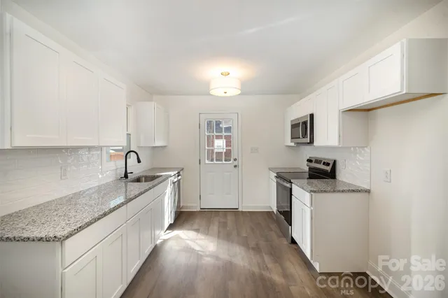 $259,900 | 523 Hickory Nut Lane, China Grove, NC 28023