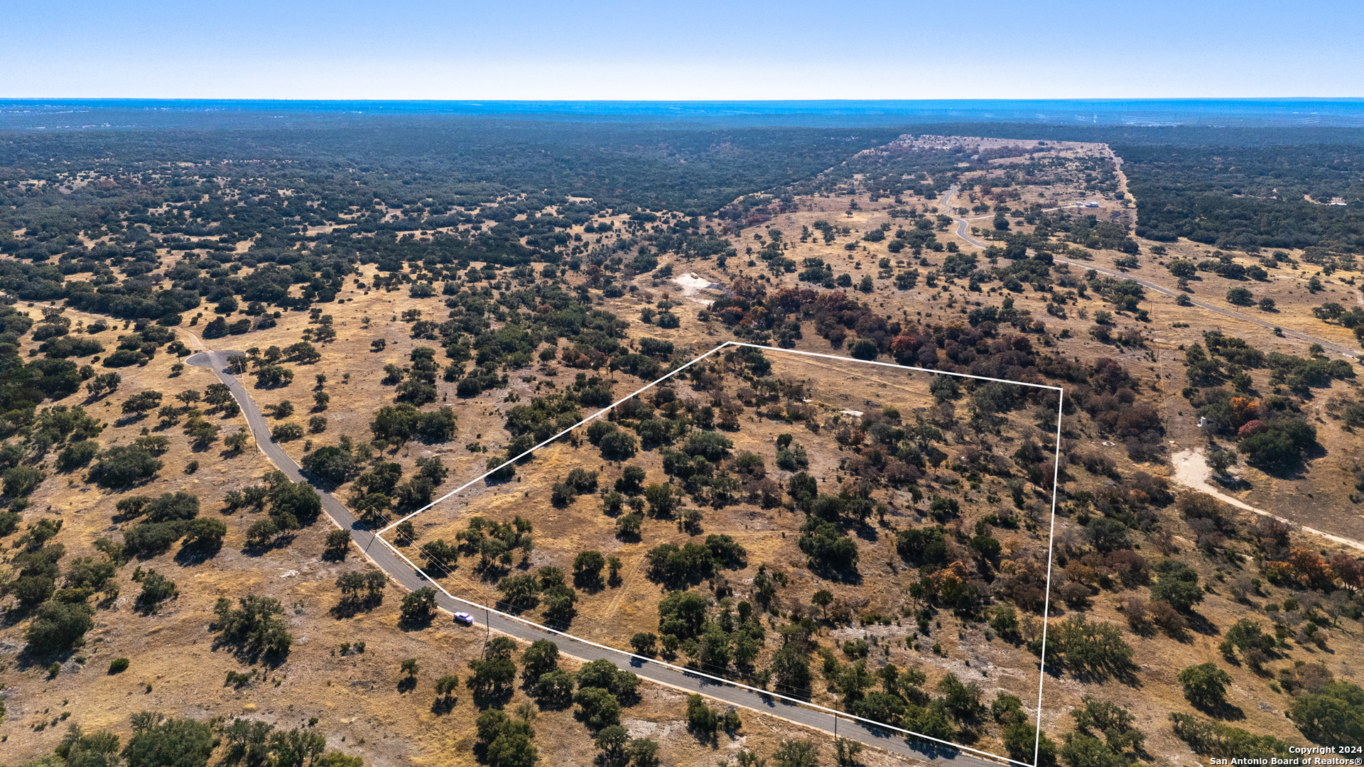 428 Lester Lane Junction, TX 76849 - Photo 2 of 18