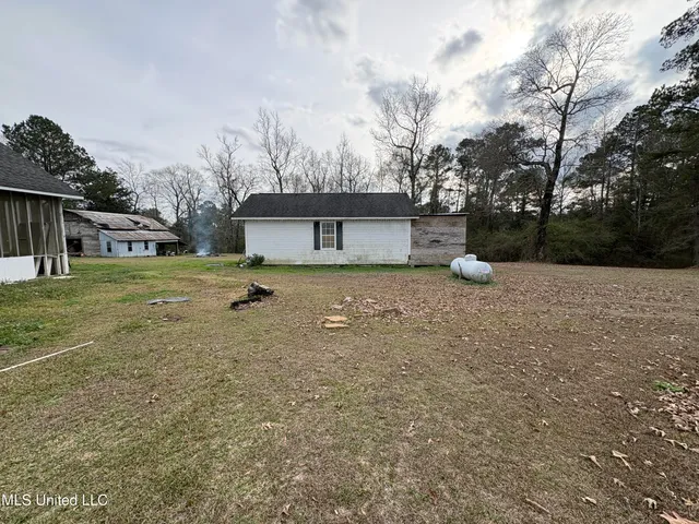 $225,000 | 581 Moselle-Seminary Road, Moselle, MS 39459