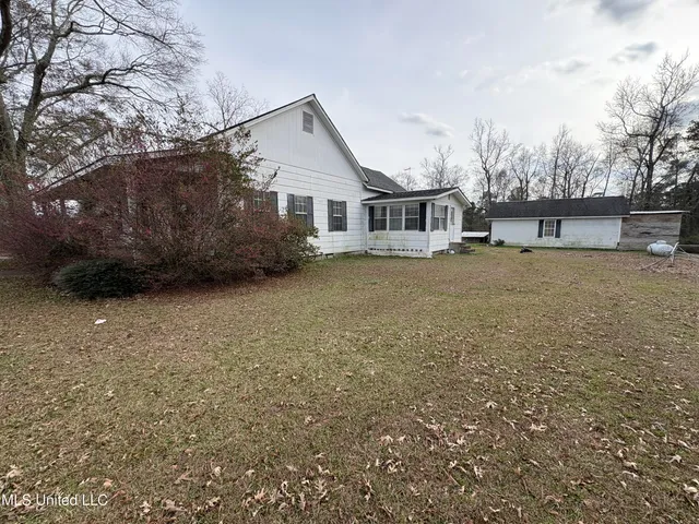 $225,000 | 581 Moselle-Seminary Road, Moselle, MS 39459