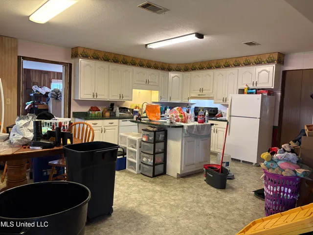 $225,000 | 581 Moselle-Seminary Road, Moselle, MS 39459