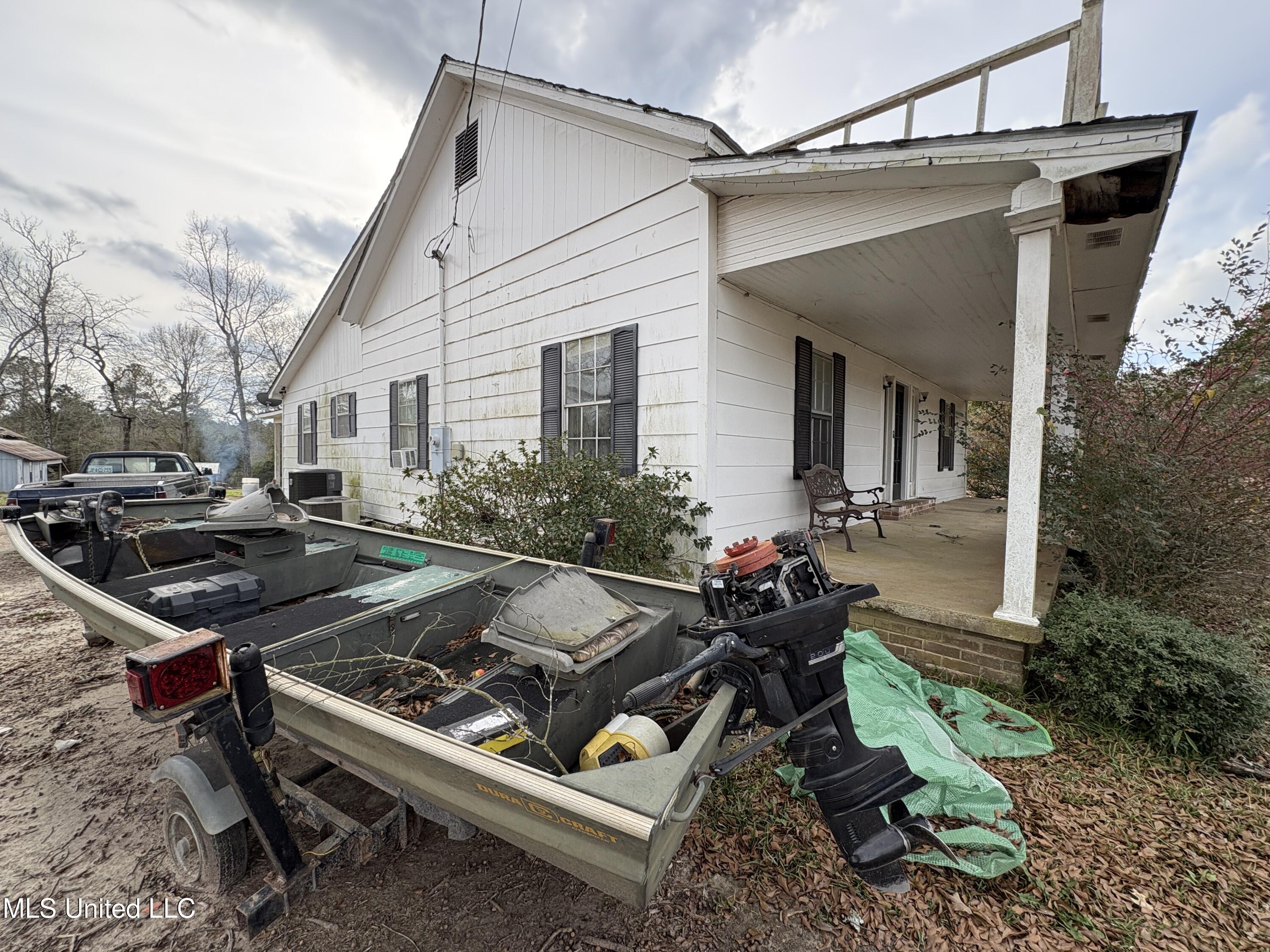 581 Moselle-Seminary Road Moselle, MS 39459 - Photo 3 of 30 IMG_6162