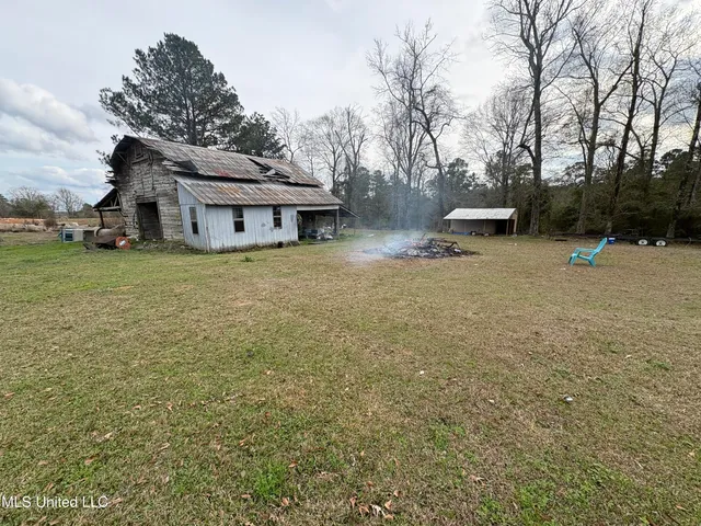 $225,000 | 581 Moselle-Seminary Road, Moselle, MS 39459
