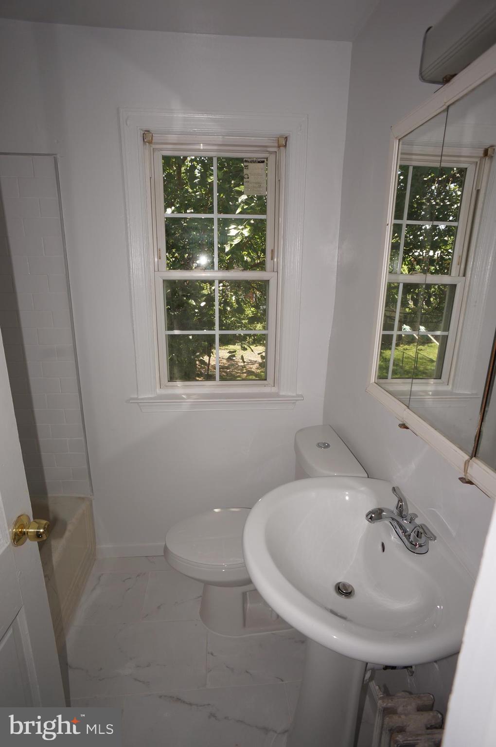 304 South Courthouse Road Arlington, VA 22204 - Photo 11 of 24 New Bathroom