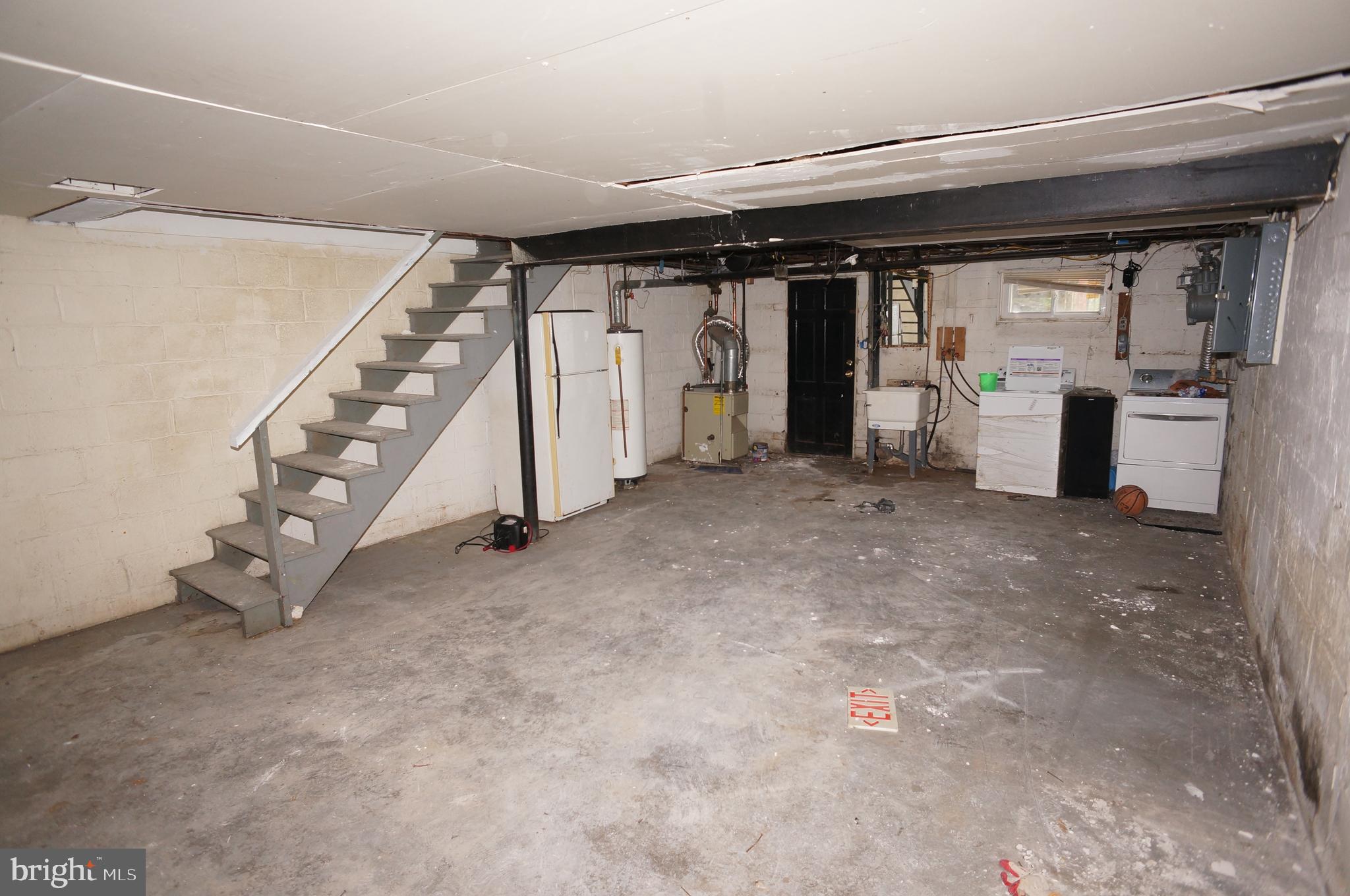 304 South Courthouse Road Arlington, VA 22204 - Photo 8 of 24