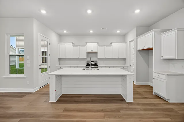 $2,600 | 174 Maritime Way, Summerville, SC 29485