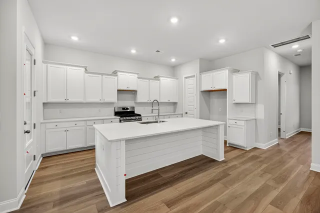 $2,600 | 174 Maritime Way, Summerville, SC 29485