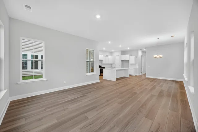 $2,600 | 174 Maritime Way, Summerville, SC 29485