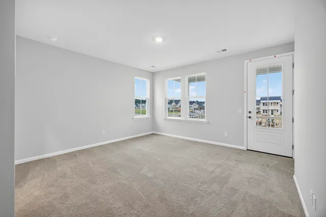 $2,600 | 174 Maritime Way, Summerville, SC 29485