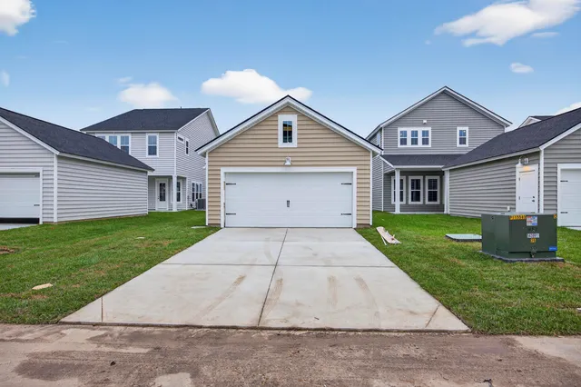 $2,600 | 174 Maritime Way, Summerville, SC 29485