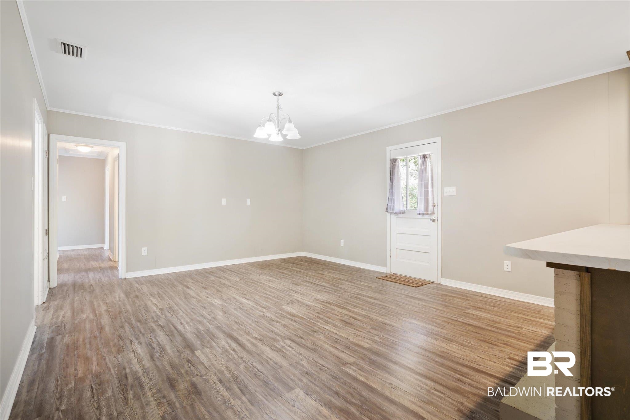 7070 South Laverne Drive Mobile, AL 36618 - Photo 7 of 20
