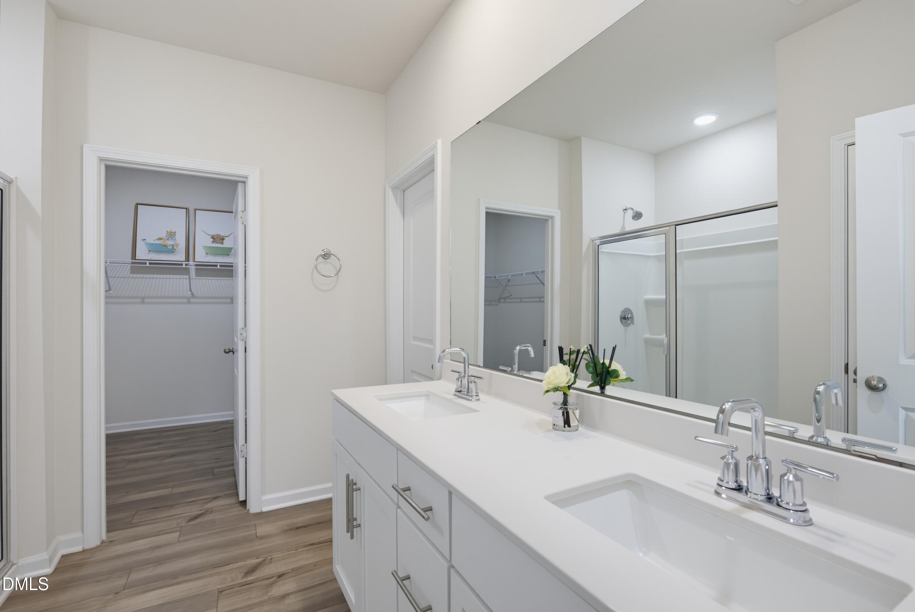 131 Acorn Grv Road Garner, NC 27529 - Photo 23 of 43 Primary bath