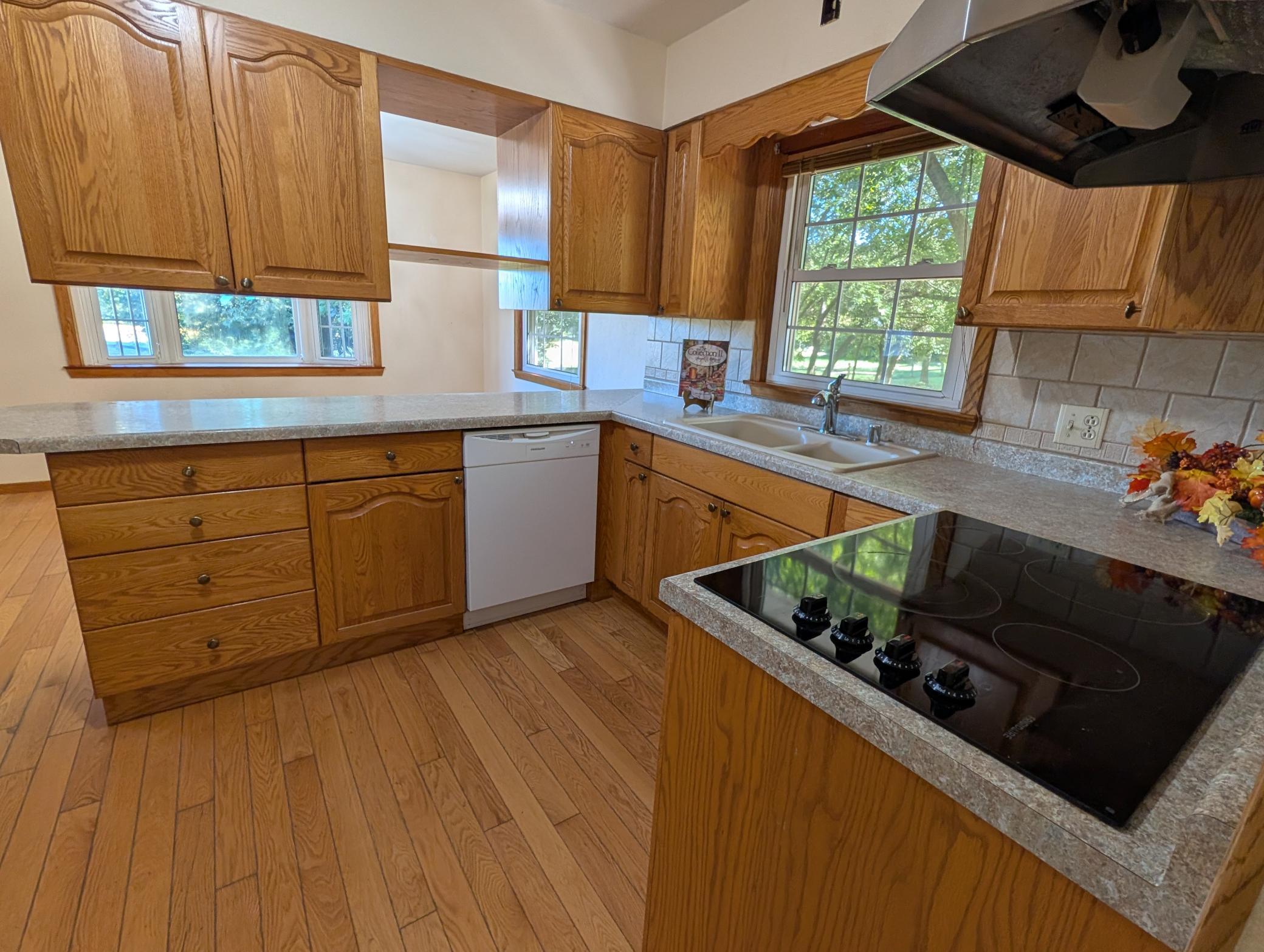 E5060 County Rd BB Menomonie, WI 54751 - Photo 11 of 29 Gallery Image 11