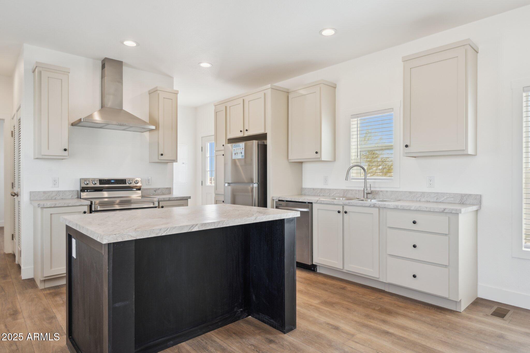 1543 North Ruby Road Maricopa, AZ 85139 - Photo 3 of 32 7-web-or-mls-1543-ruby-rd