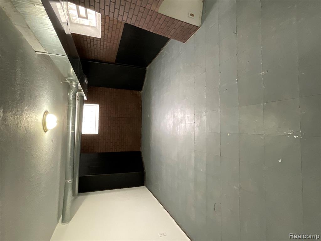 15763 Ashton Road Detroit, MI 48223 - Photo 40 of 43