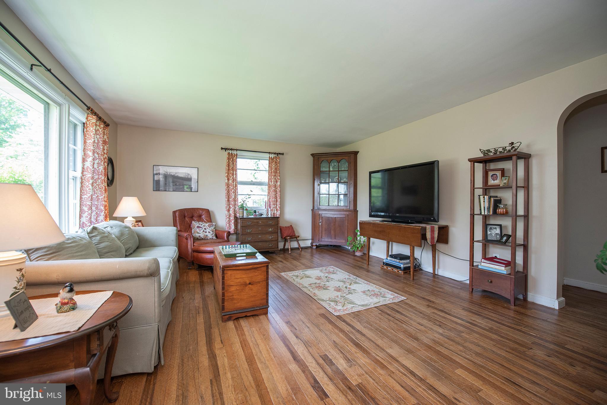 217 Kemp Road Pottstown, PA 19465 - Photo 14 of 55 Spacious Living Room