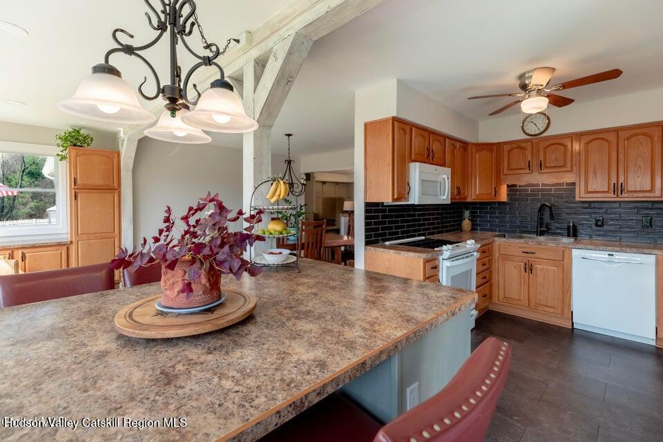 13 Mountain View Road Nassau, NY 12123 - Photo 14 of 34 20260422182541079401000000-o
