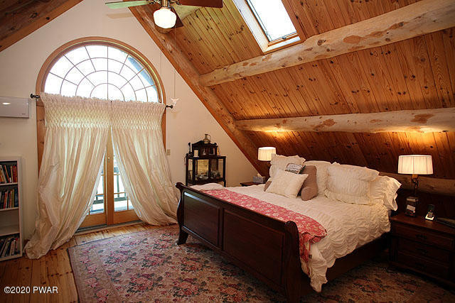 57 A Lester Road Equinunk, PA 18417 - Photo 20 of 30 Upstairs master Suite