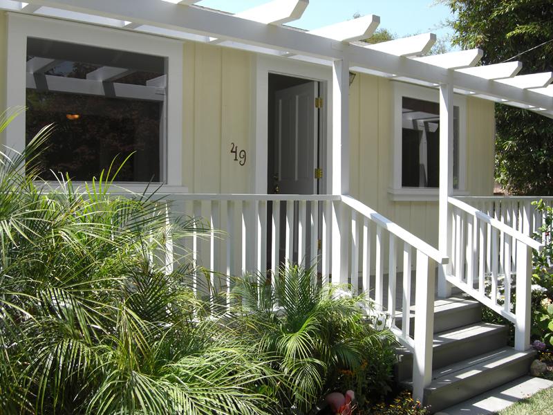 49 Humphrey Road Santa Barbara, CA 93108 - Photo 3 of 17 a view of a balcony
