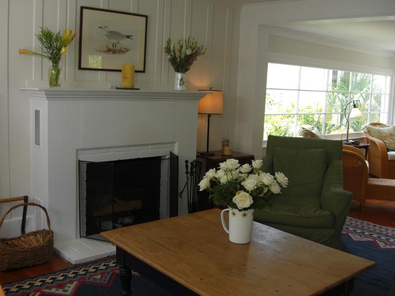 49 Humphrey Road Santa Barbara, CA 93108 - Photo 5 of 17 a dining room with furniture potted plants and wooden floor