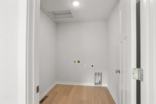 $649,900 | 1690 Whalen Drive, Oconomowoc, WI 53066