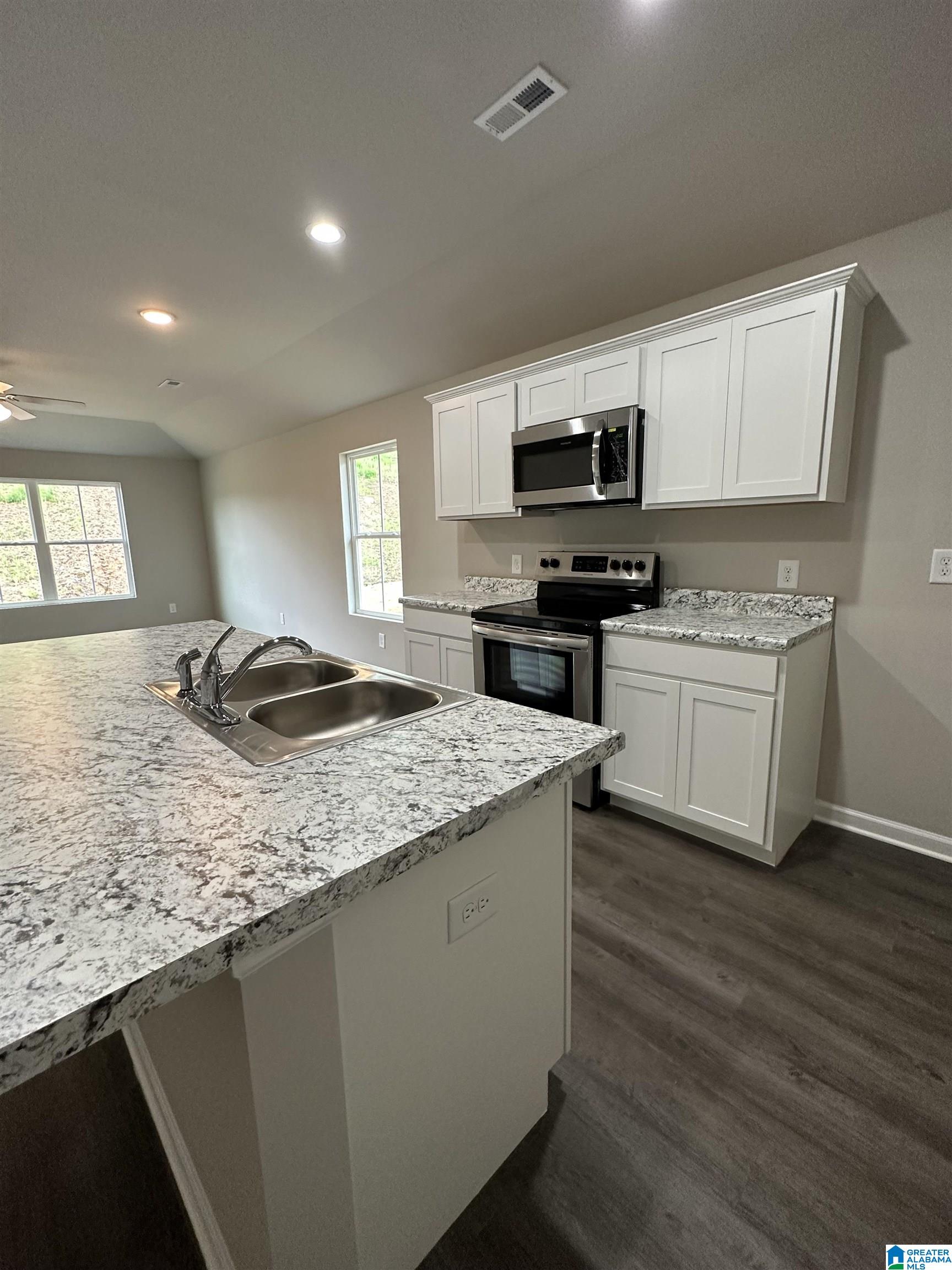 2112 Kilpatrick Lane Cullman, AL 35058 - Photo 9 of 29