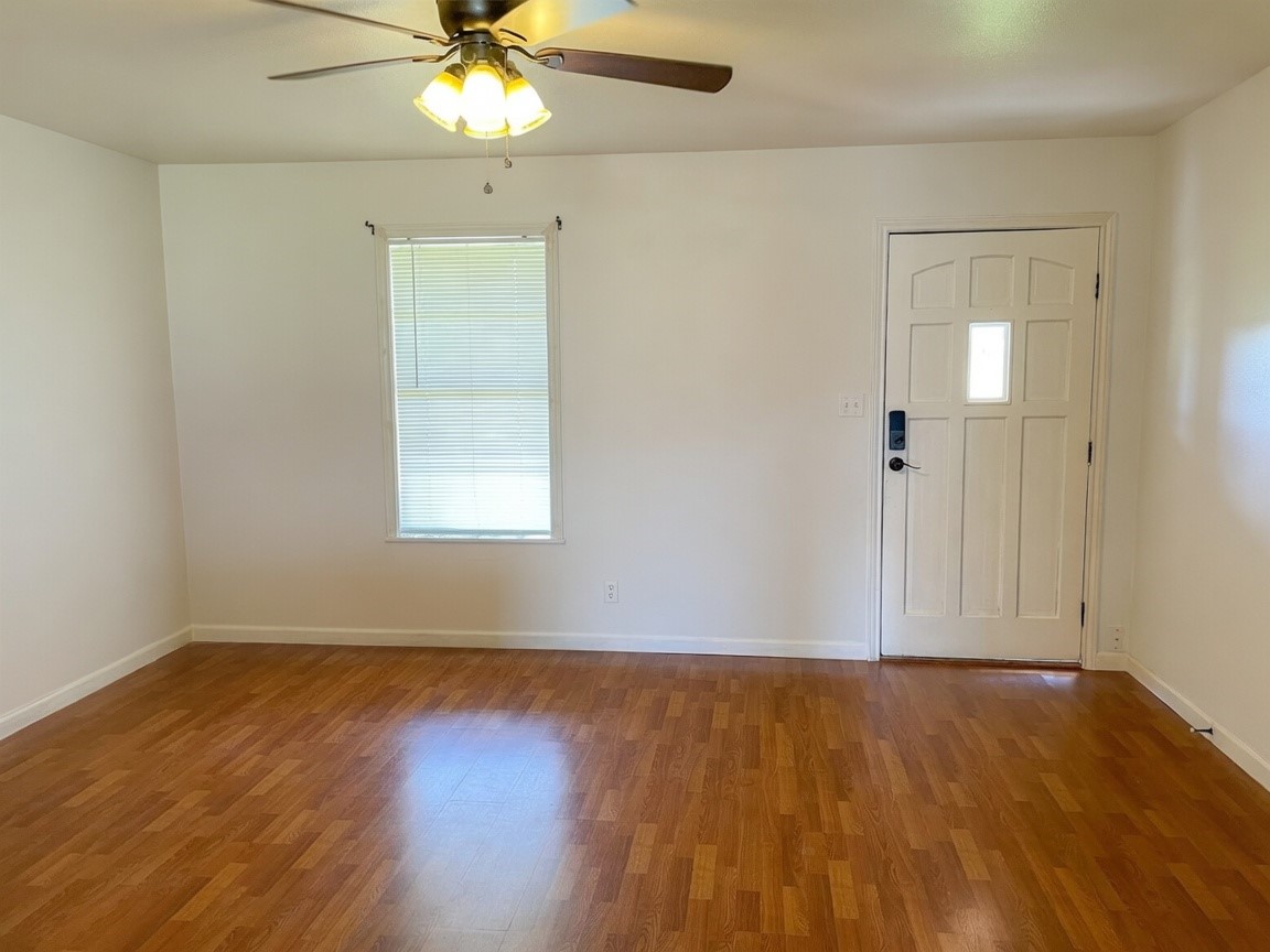 401 Anderson Road Cuero, TX 77954 - Photo 9 of 23