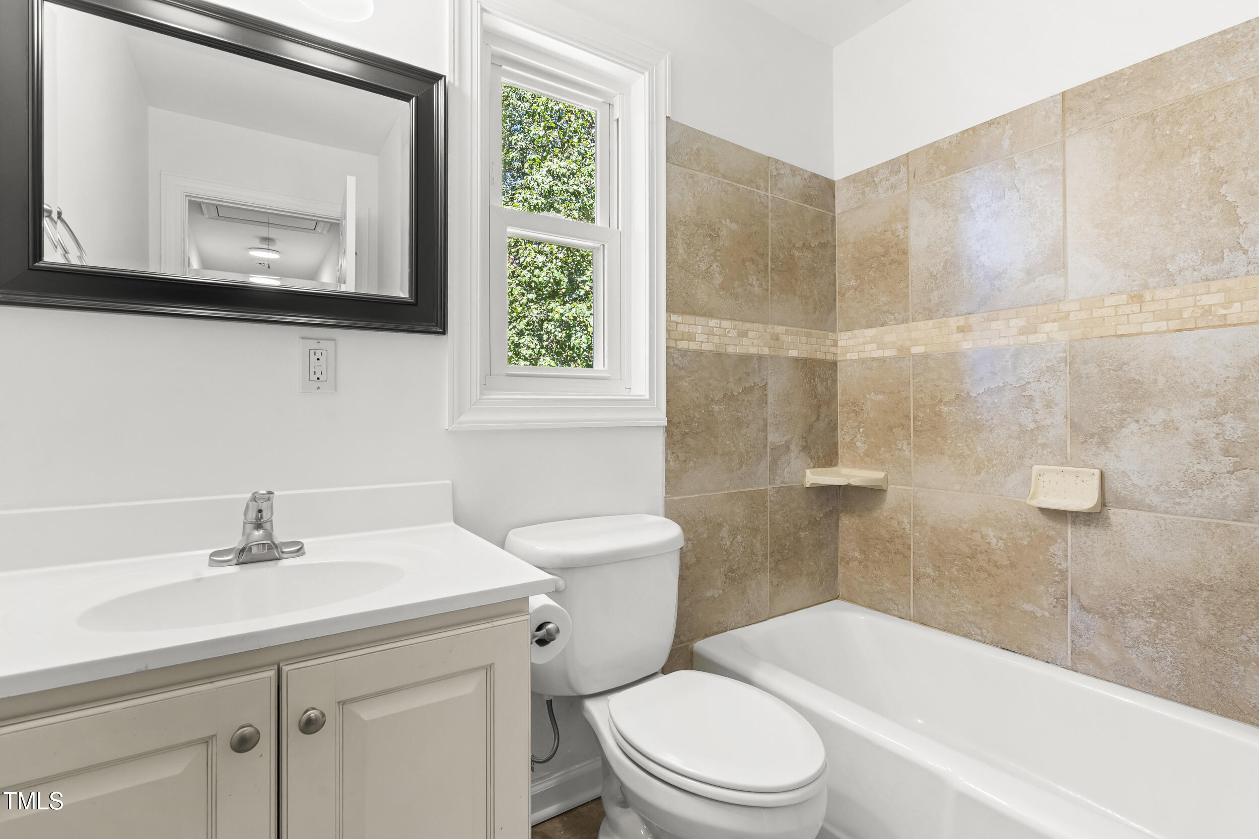 4909 Baylor Court Raleigh, NC 27609 - Photo 27 of 43 32_dsc00363