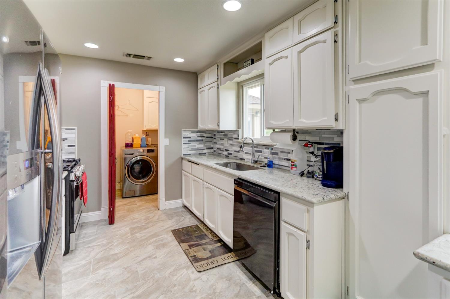 14708 Brookhill Road Madera, CA 93636 - Photo 11 of 28 Gallery Image 11