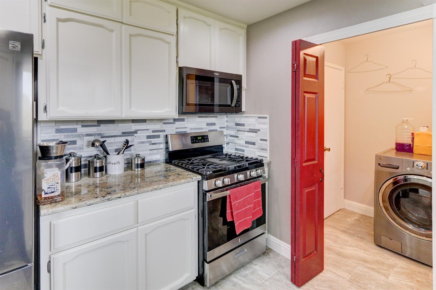 14708 Brookhill Road Madera, CA 93636 - Photo 12 of 28 Gallery Image 12