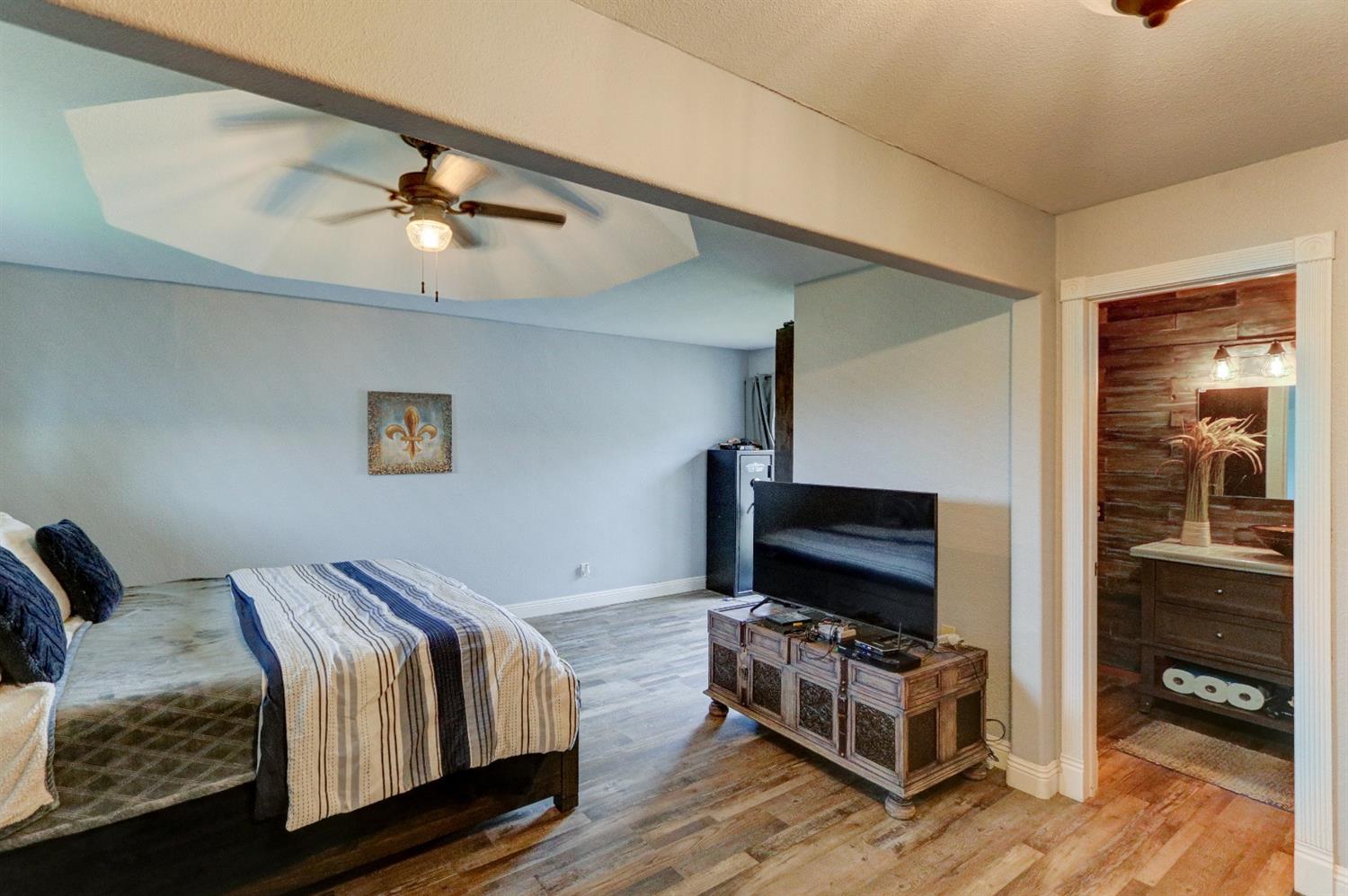 14708 Brookhill Road Madera, CA 93636 - Photo 21 of 28 Gallery Image 21