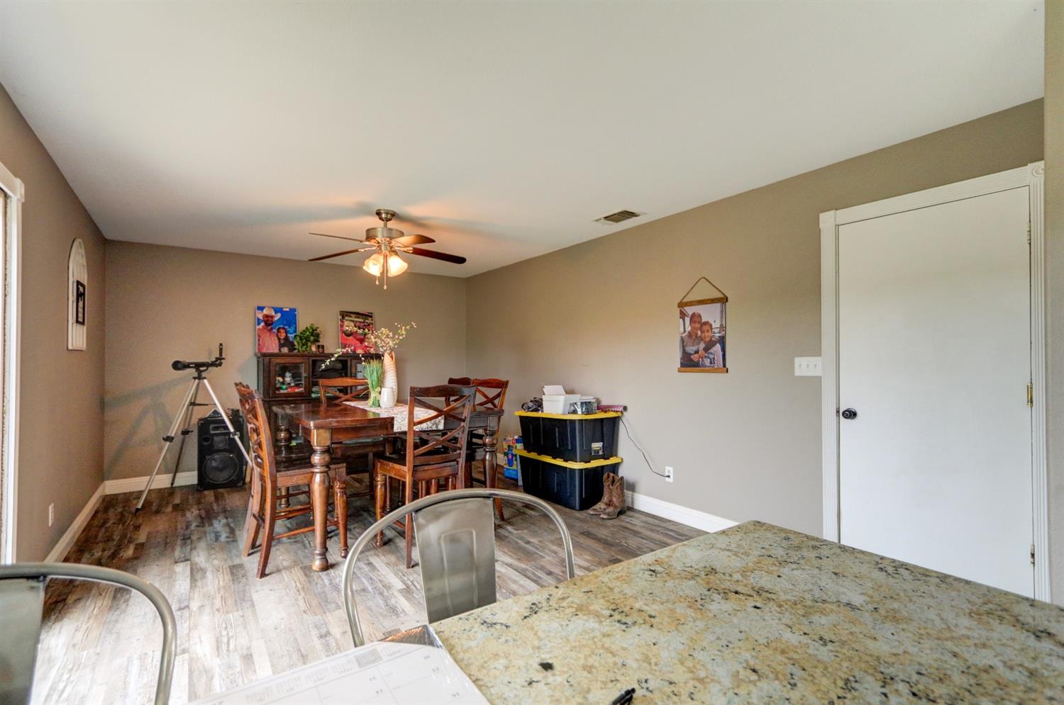 14708 Brookhill Road Madera, CA 93636 - Photo 7 of 28 Gallery Image 7