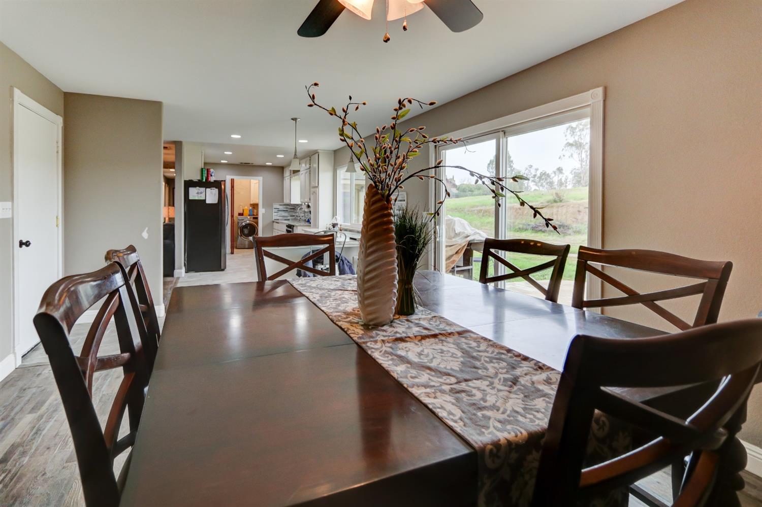 14708 Brookhill Road Madera, CA 93636 - Photo 9 of 28 Gallery Image 9