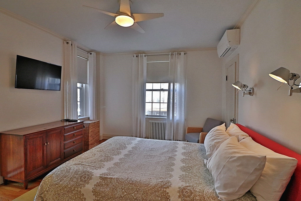 141 Beaconsfield Road, Unit 3 Brookline, MA 02445 - Photo 12 of 33