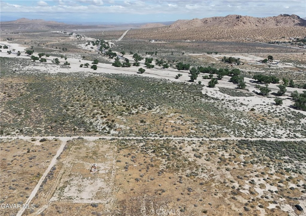 0 East Ave R Palmdale, CA 93591 - Photo 2 of 11