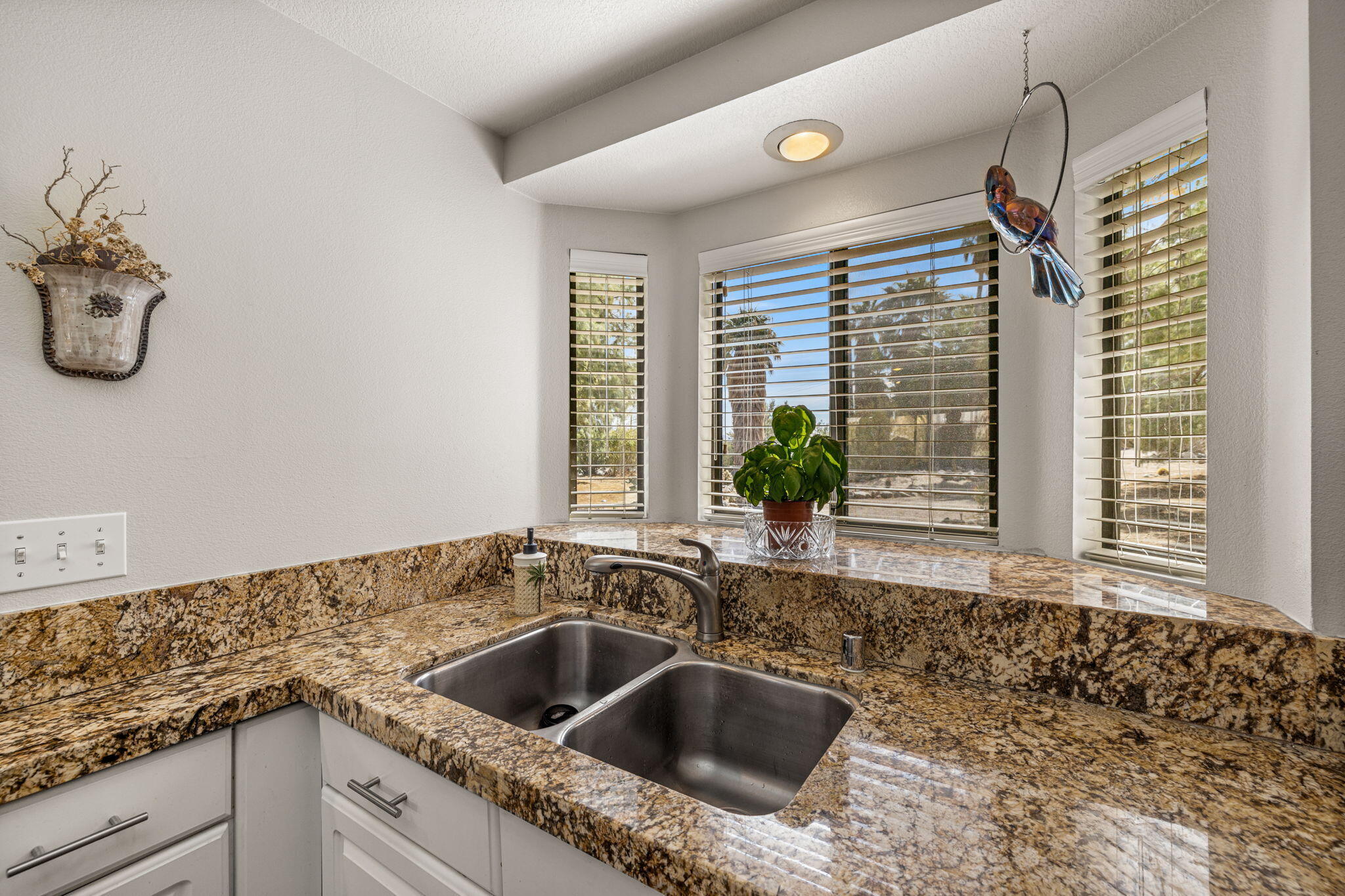 23405 Henry Road Desert Hot Springs, CA 92241 - Photo 19 of 66 101-web-or-mls-2Z7A2279